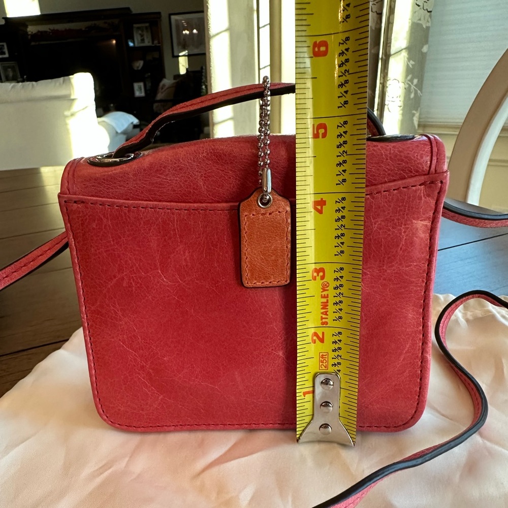 Vintage Coach micro Crossbody bag. - Picture 7 of 10